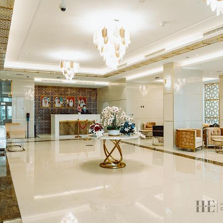 He Hotel Apartments Dubai Bagian luar foto