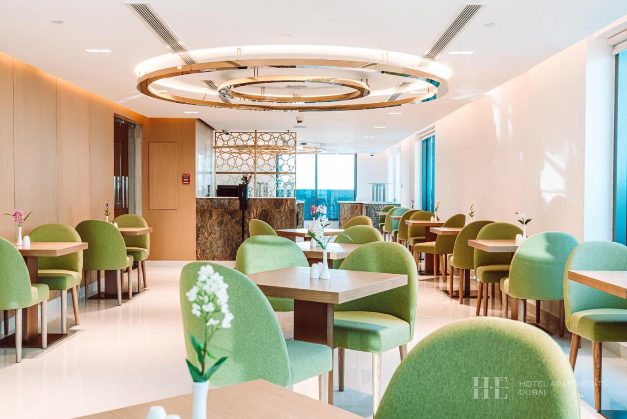 He Hotel Apartments Dubai Bagian luar foto The lounge at the airport