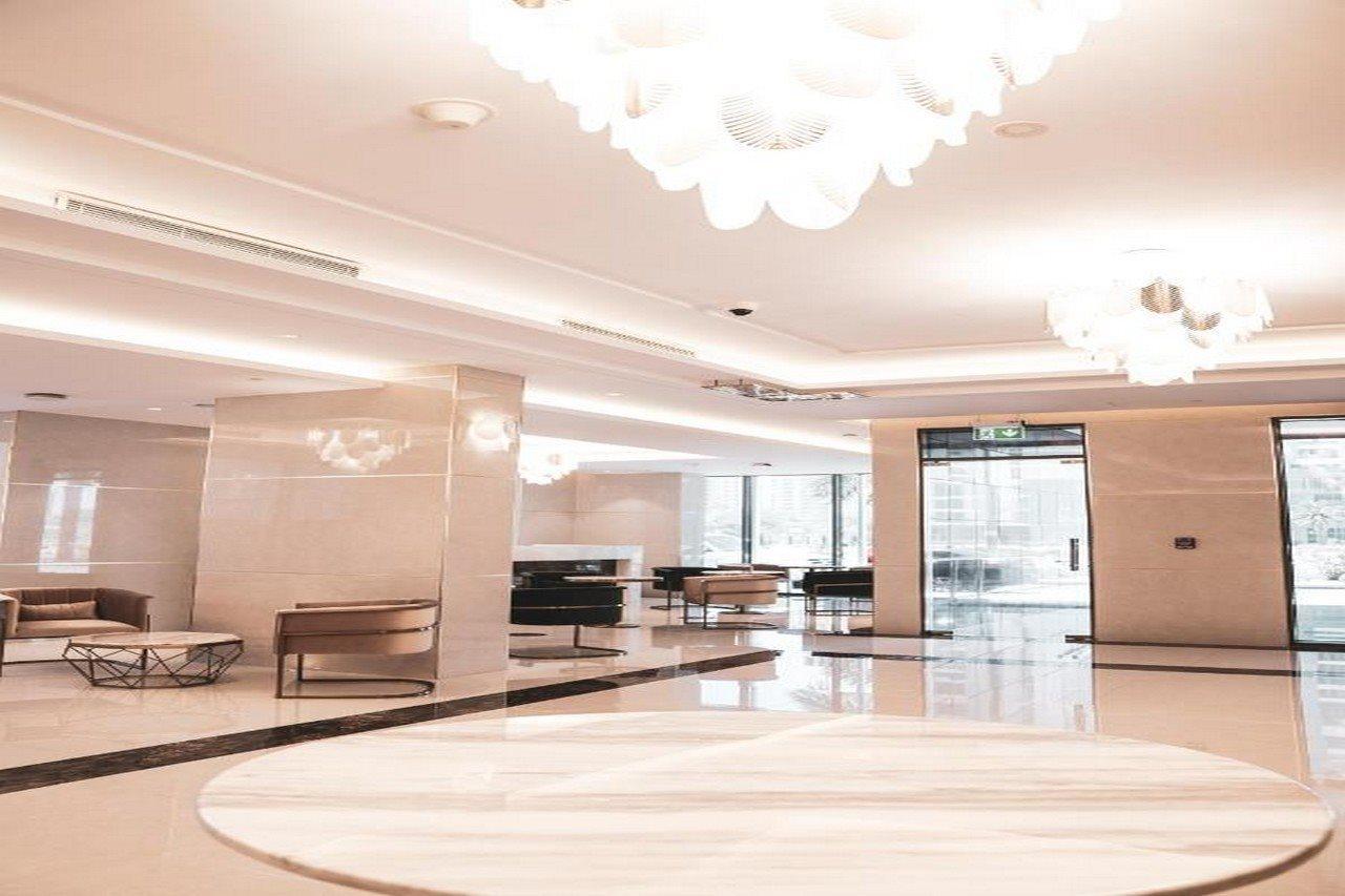 He Hotel Apartments Dubai Bagian luar foto Lobby